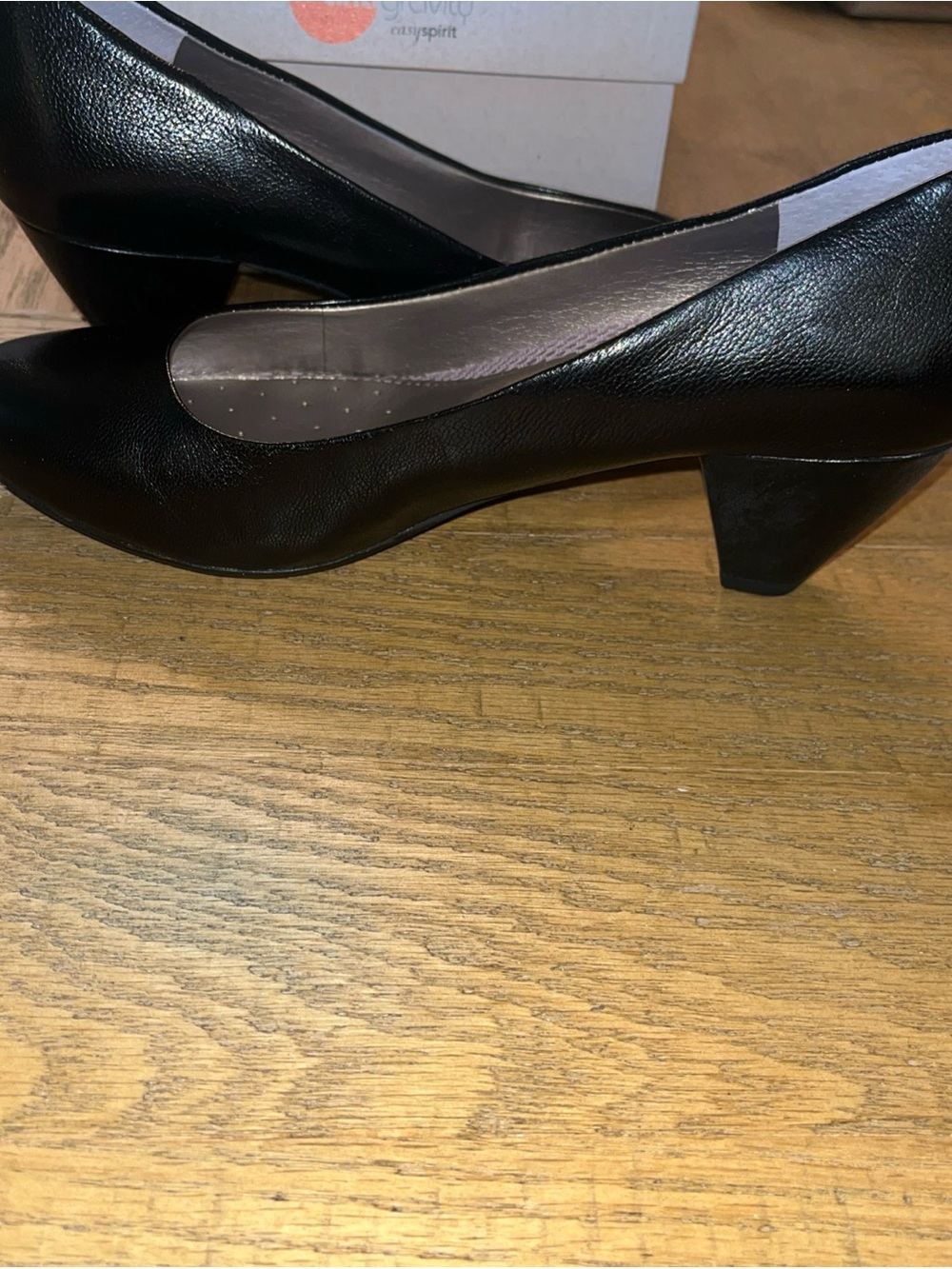 Easy Spirit Women's Black Leather Pumps Size 7.5 Wide Heels - Picture 10 of 12
